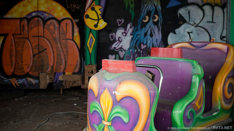 Illustration for article titled The Overgrown Squalor of New Orleans' Abandoned Amusement Park